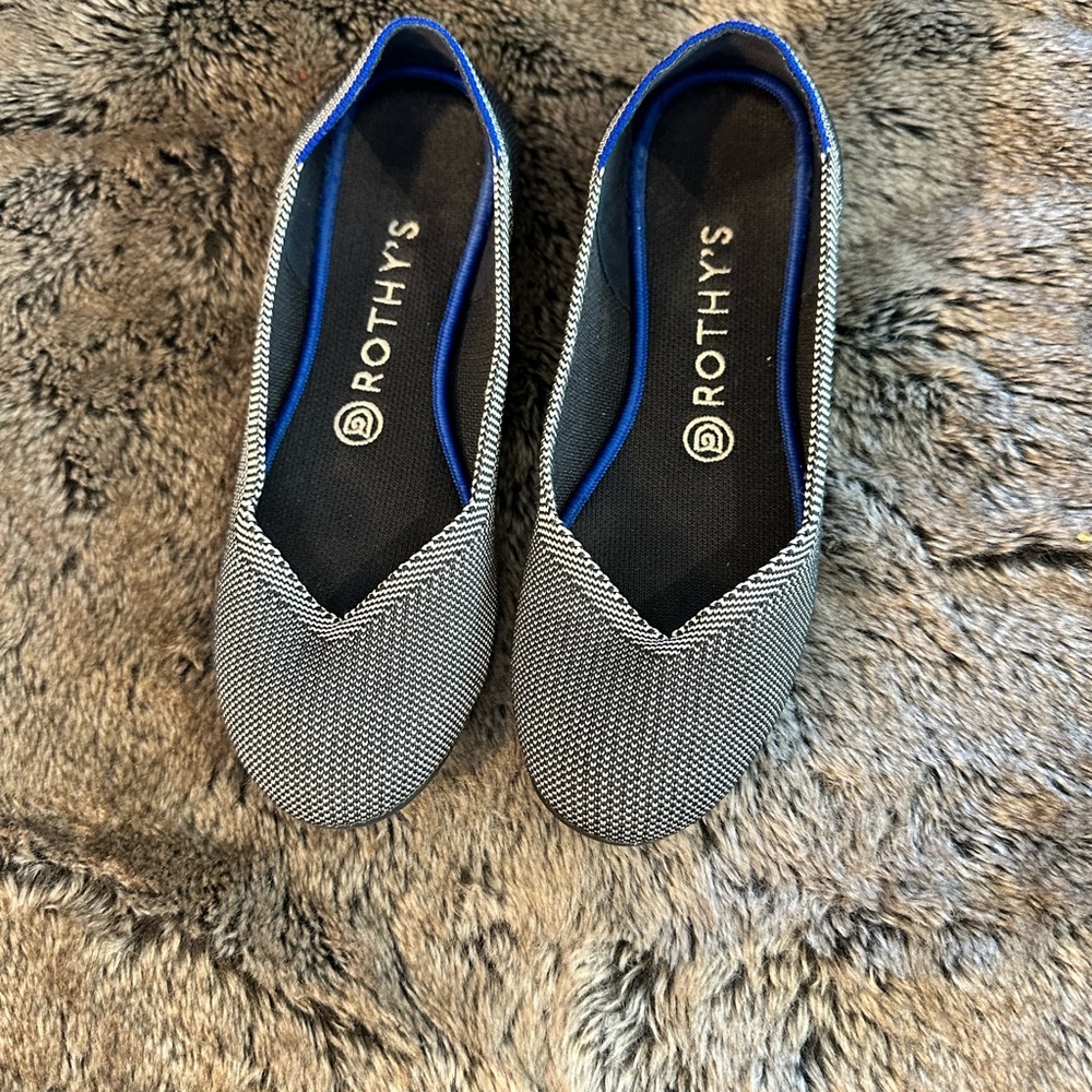 Rothy’s Birdseye Round Grey Retired Color Knit Washable ballet flats, Size 8 - Picture 10 of 10
